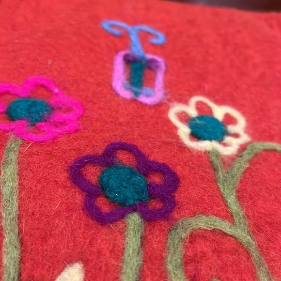 Gorgeous wool iPad case! - Picture 4 of 4